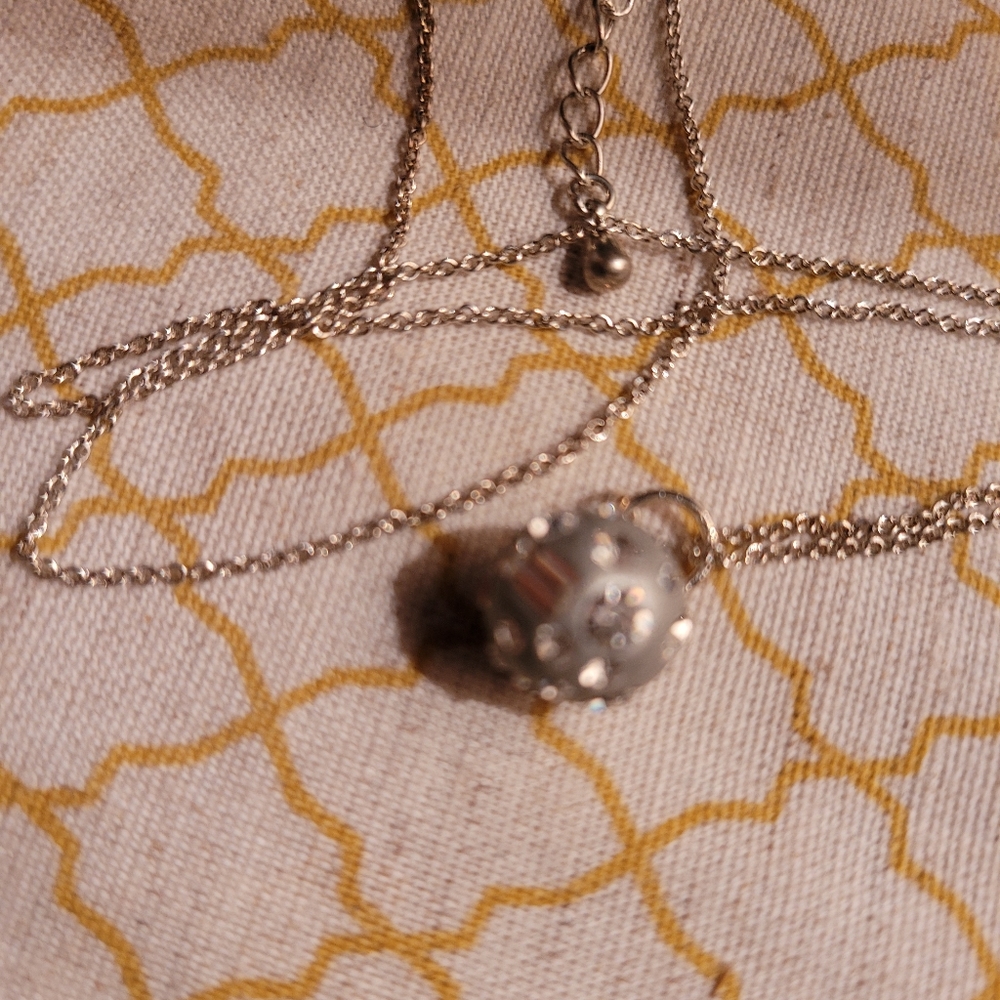 🥳HOST PICK🤩 Beautiful Express Necklace NWT - Picture 4 of 6